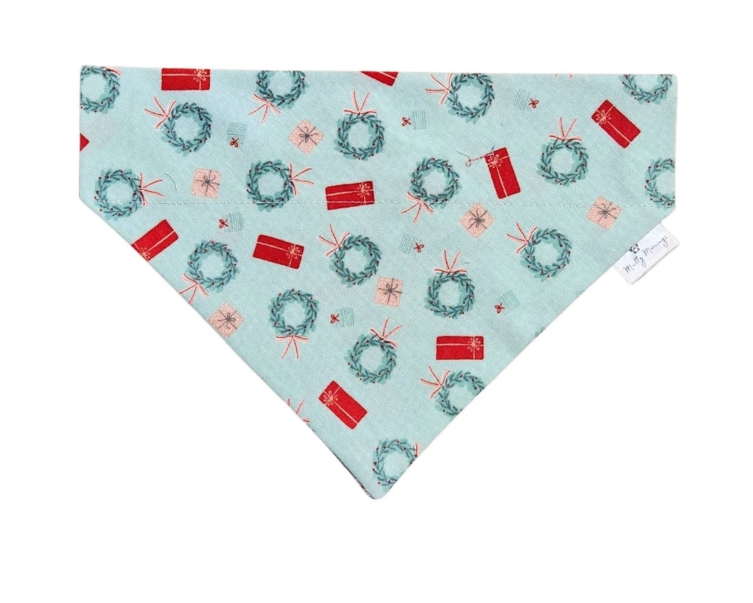 Home for the Holidays Pet Bandana - Mutty Mornings